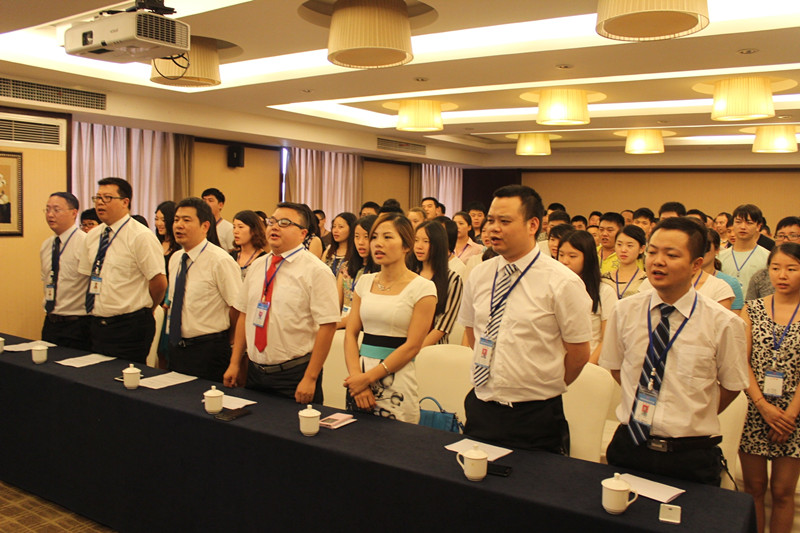 堅(jiān)定信心，謀劃全年——新思路召開六月工作總